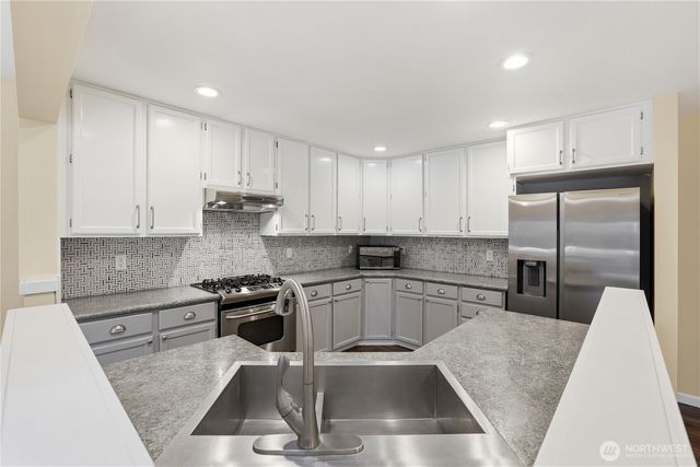 4642 SE Parsons Green Court, Port Orchard, WA 98367