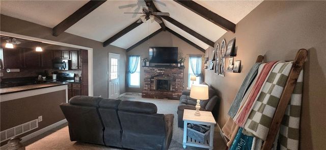 19113 E 14th Street N, Independence, MO 64056