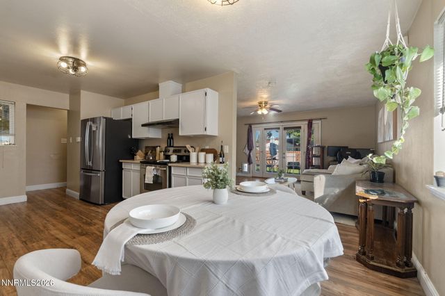 3280 Probasco Way, Sparks, NV 89431