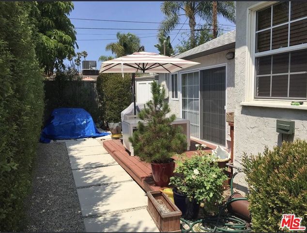 2329 Clark Avenue, Venice, CA 90291