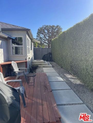 2329 Clark Avenue, Venice, CA 90291