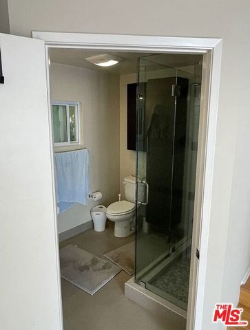 2329 Clark Avenue, Venice, CA 90291