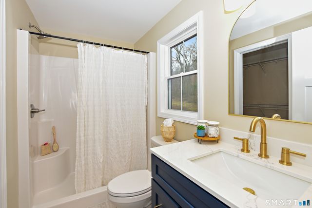 4 Niewiarowski Road, Preston, CT 06365