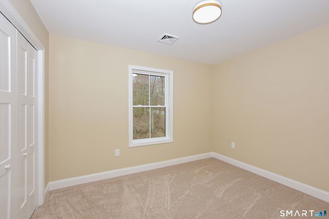 4 Niewiarowski Road, Preston, CT 06365