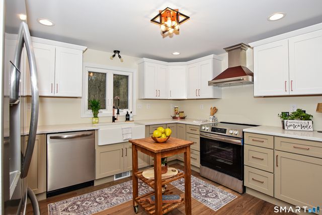 4 Niewiarowski Road, Preston, CT 06365