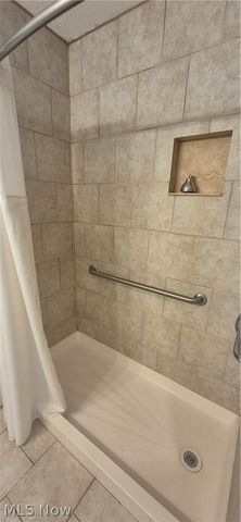 6417 Alderwood Road, Parma Heights, OH 44130
