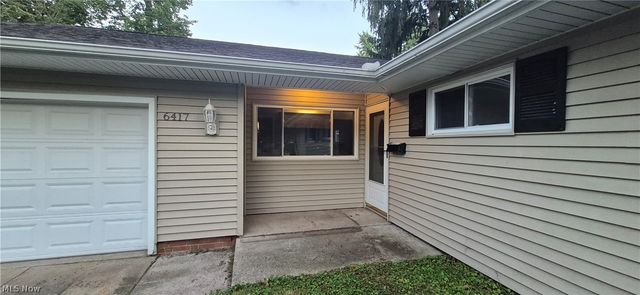 6417 Alderwood Road, Parma Heights, OH 44130