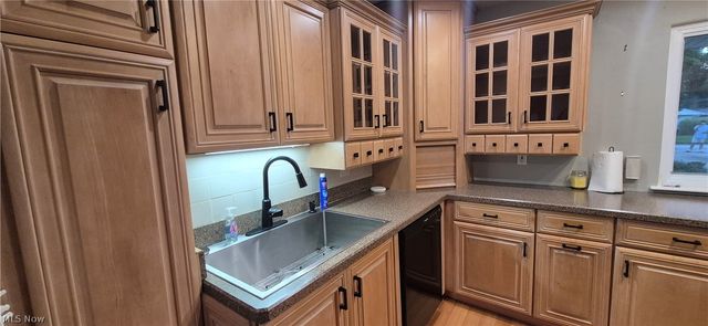6417 Alderwood Road, Parma Heights, OH 44130