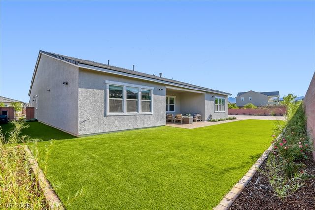 5738 Golden Chase Court, Las Vegas, NV 89131