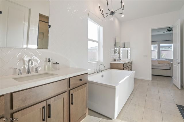 5738 Golden Chase Court, Las Vegas, NV 89131