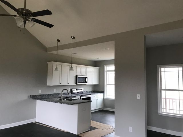 1507 Liberty Rd, Charlotte, TN 37036