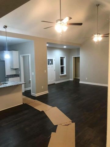 1507 Liberty Rd, Charlotte, TN 37036