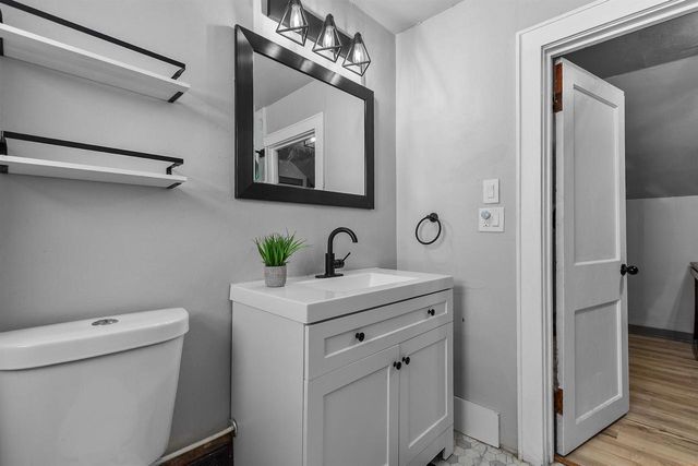 818 N DURKEE STREET, Appleton, WI 54911