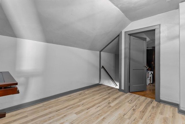 818 N DURKEE STREET, Appleton, WI 54911