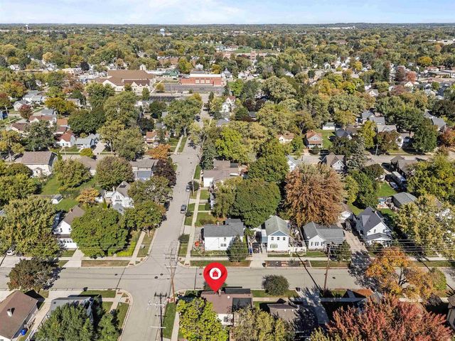 818 N DURKEE STREET, Appleton, WI 54911