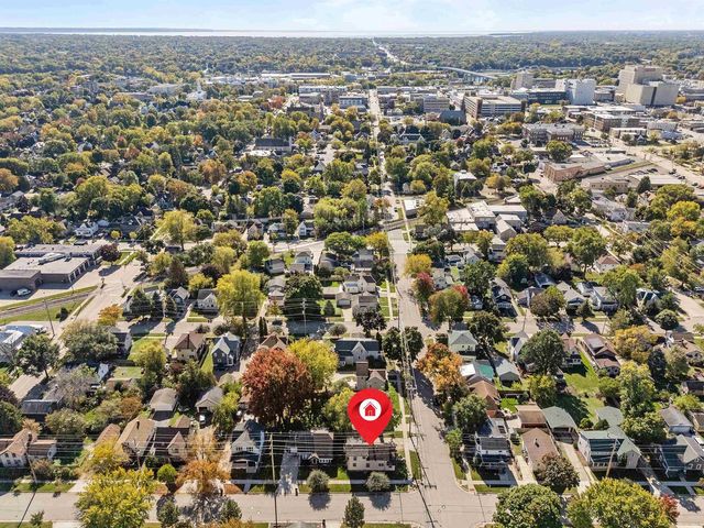 818 N DURKEE STREET, Appleton, WI 54911