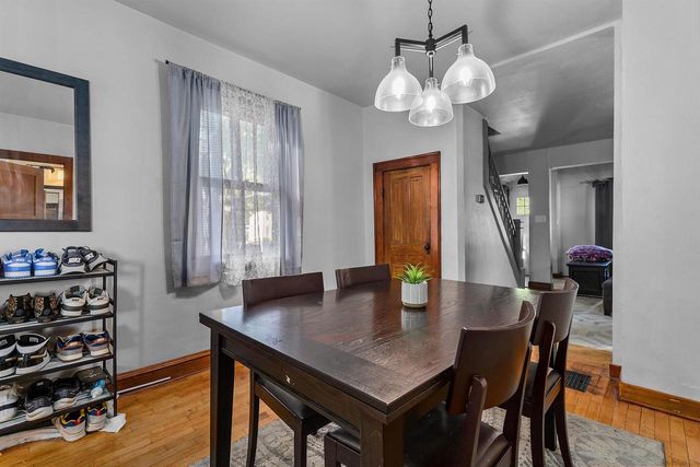 818 N DURKEE STREET, Appleton, WI 54911