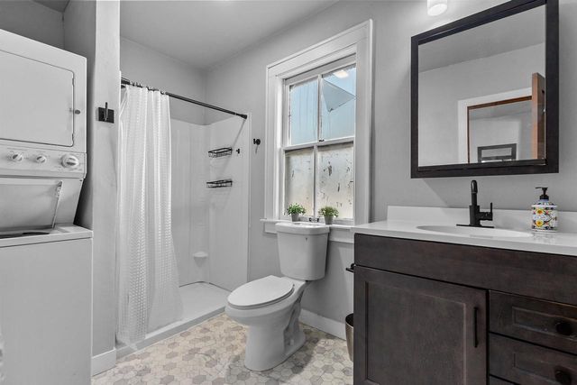 818 N DURKEE STREET, Appleton, WI 54911