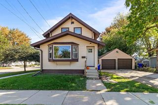 818 N DURKEE STREET, Appleton, WI 54911