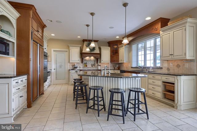 1409 DIAMOND STATION RD, Ephrata, PA 17522