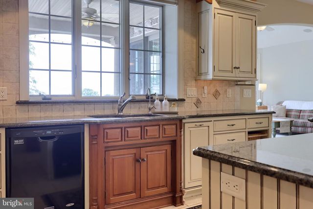 1409 DIAMOND STATION RD, Ephrata, PA 17522