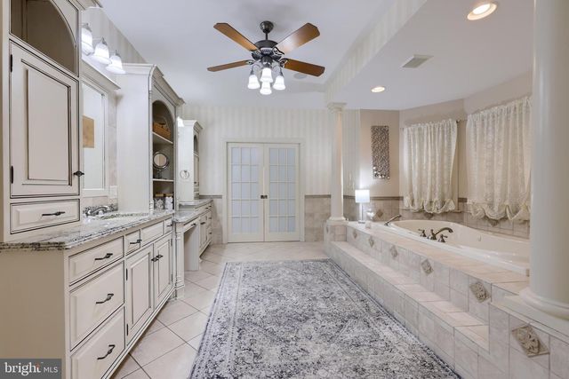 1409 DIAMOND STATION RD, Ephrata, PA 17522