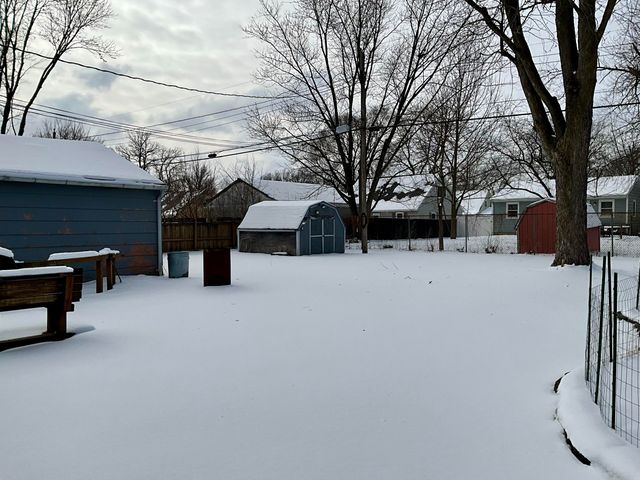 734 1 Juniper Road, Valparaiso, IN 46385