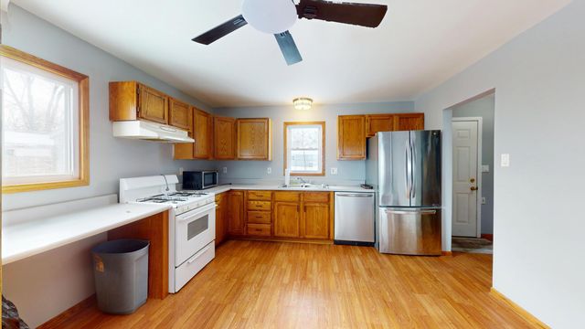 734 1 Juniper Road, Valparaiso, IN 46385