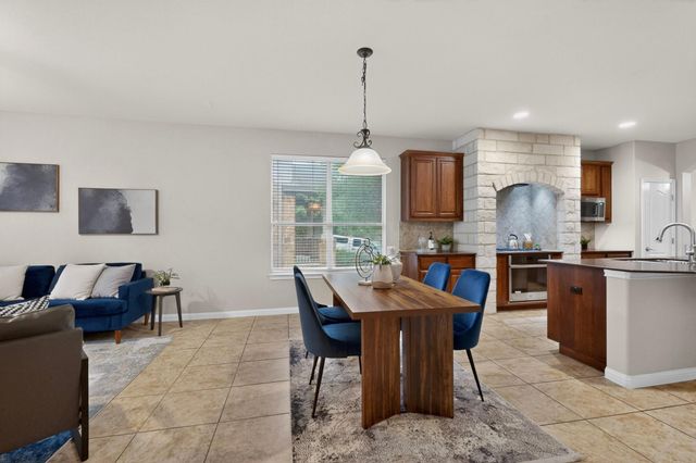 178 Limestone TRL, Austin, TX 78737