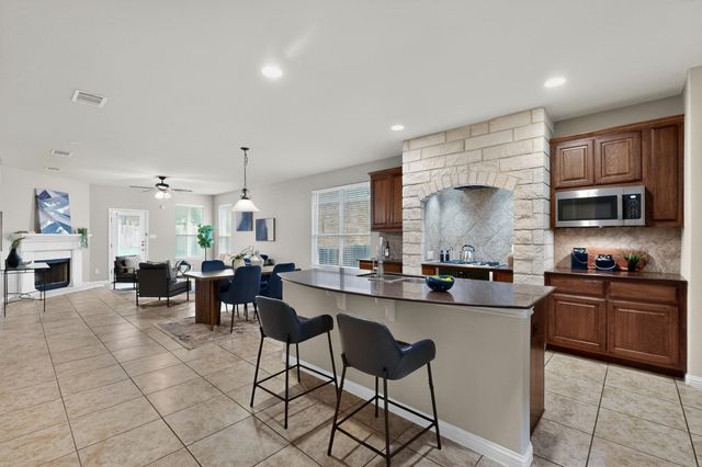 178 Limestone TRL, Austin, TX 78737