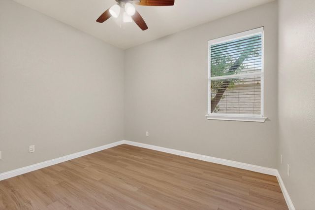 178 Limestone TRL, Austin, TX 78737