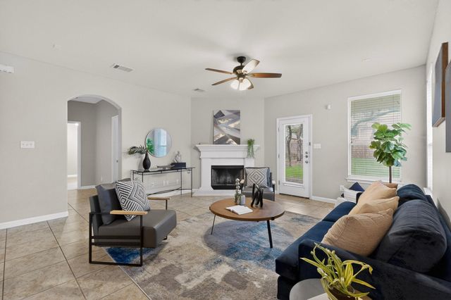 178 Limestone TRL, Austin, TX 78737