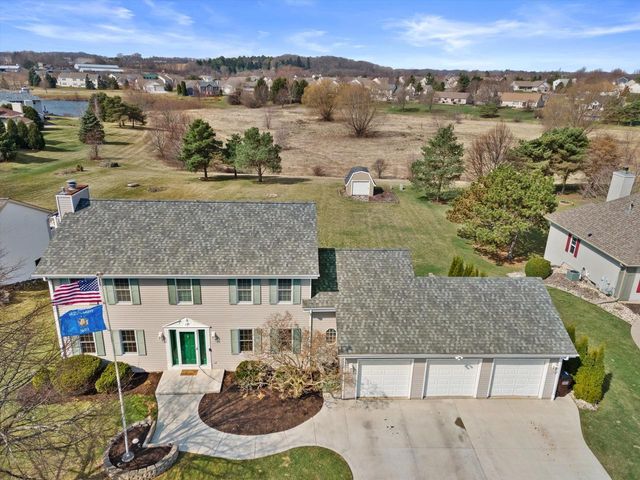 504 Fairview CIRCLE, Waterford, WI 53185