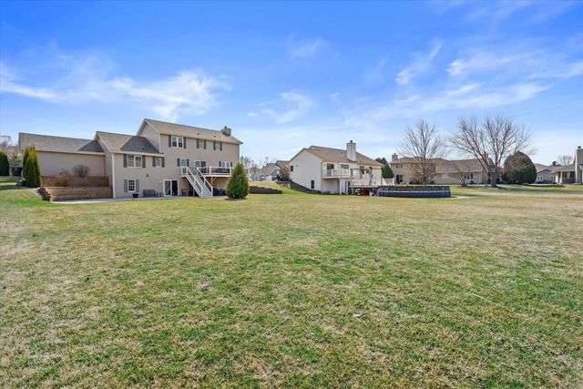 504 Fairview CIRCLE, Waterford, WI 53185