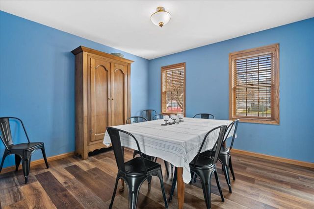 504 Fairview CIRCLE, Waterford, WI 53185