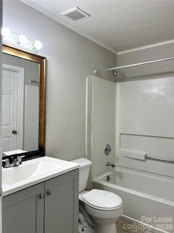 9616 Vinca Circle B, Charlotte, NC 28213