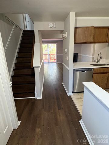 9616 Vinca Circle B, Charlotte, NC 28213