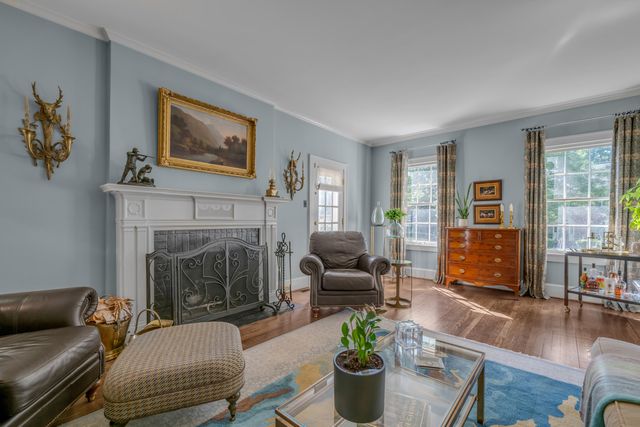 245 Holiday Road, Lexington, KY 40502
