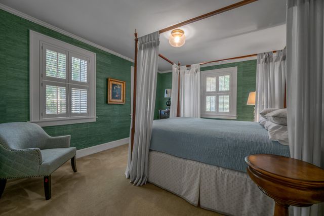 245 Holiday Road, Lexington, KY 40502