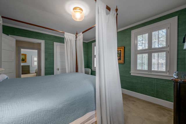 245 Holiday Road, Lexington, KY 40502