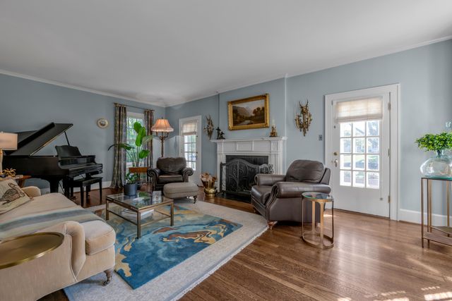 245 Holiday Road, Lexington, KY 40502
