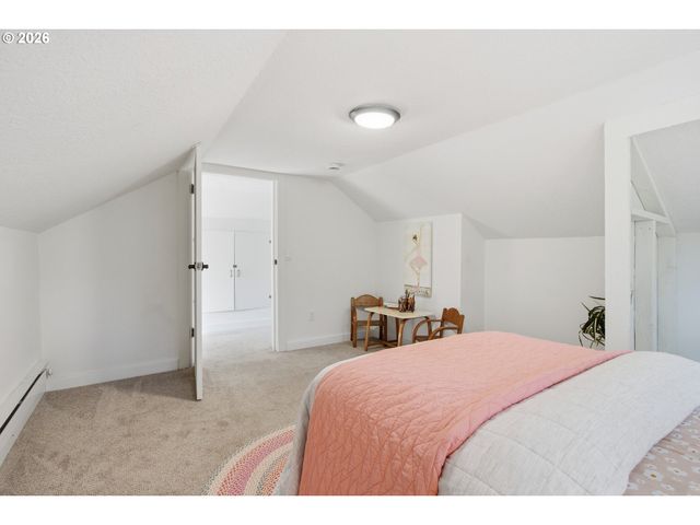 2530 26TH Ave, Forest Grove, OR 97116