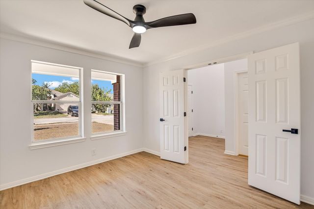 708 Camino Real DR, Leander, TX 78641
