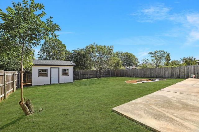 708 Camino Real DR, Leander, TX 78641