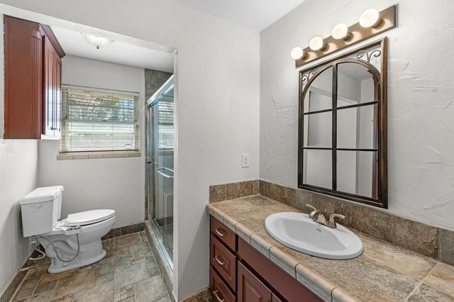 5105 Interlachen Street, Baytown, TX 77521