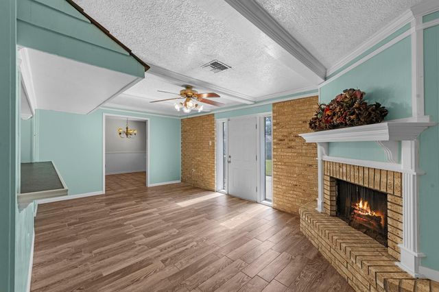 5105 Interlachen Street, Baytown, TX 77521