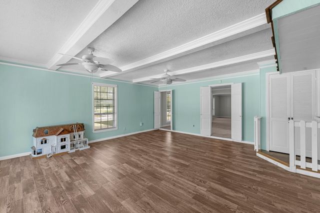 5105 Interlachen Street, Baytown, TX 77521