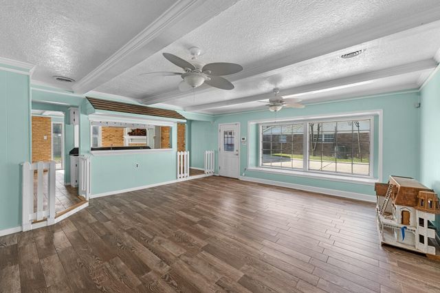 5105 Interlachen Street, Baytown, TX 77521