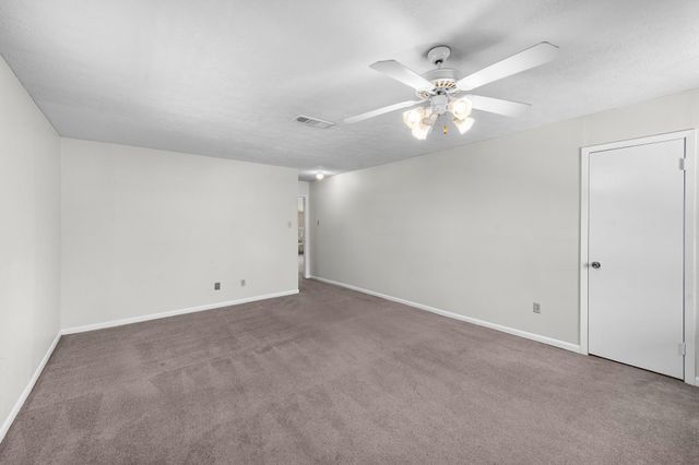 5105 Interlachen Street, Baytown, TX 77521