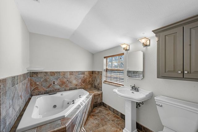 5105 Interlachen Street, Baytown, TX 77521